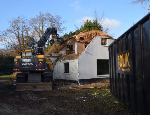 Sloop huis en uitgraven bouwput